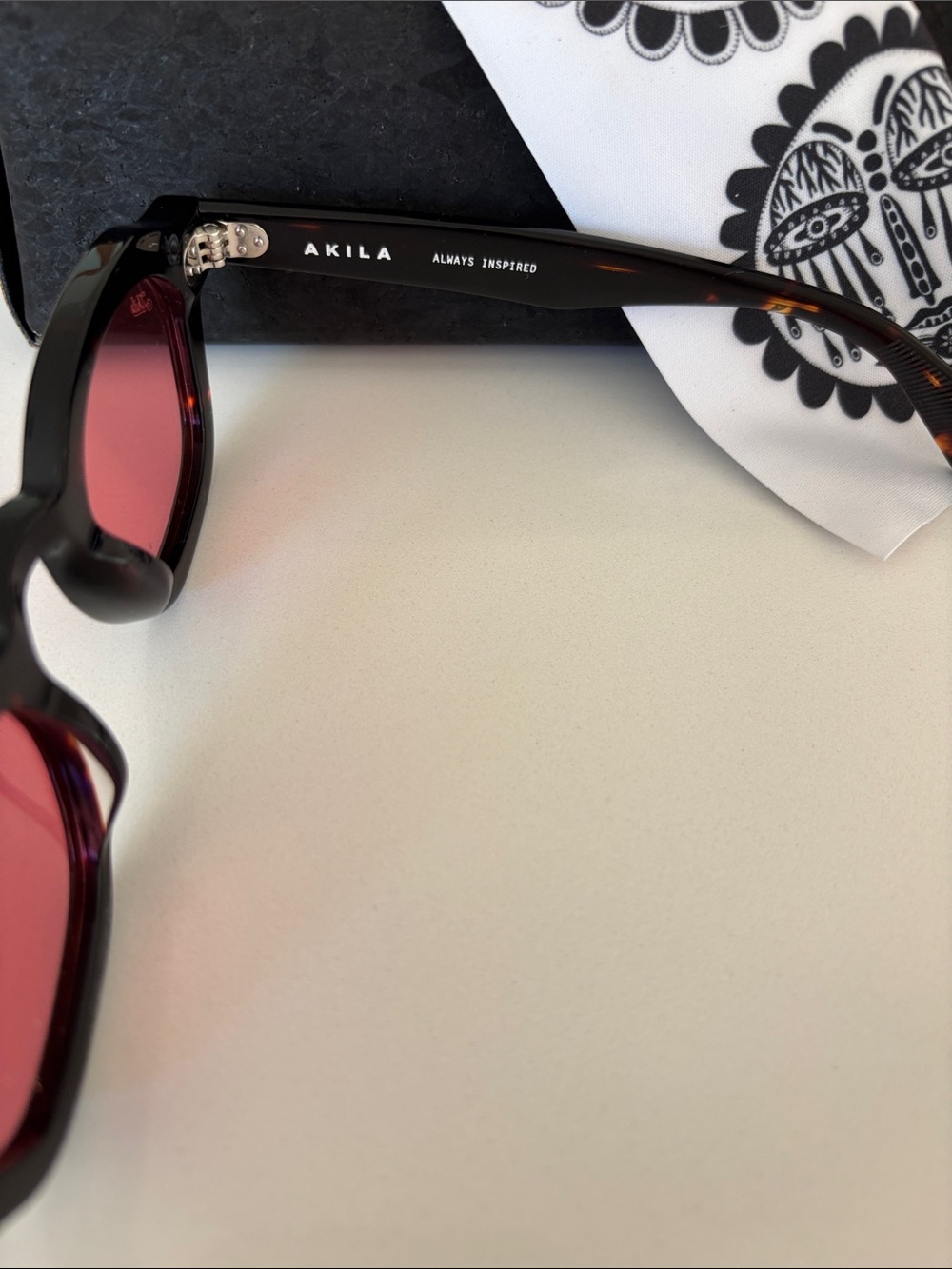 Men's Black Frame Sunglasses with Rose Lenses - Picture 2 of 3